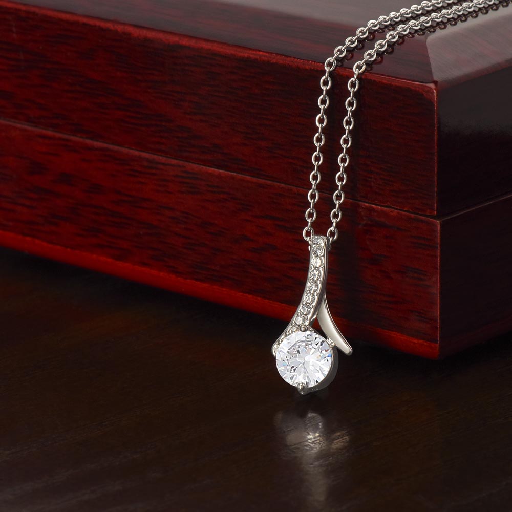 Alluring Beauty Necklace - Gold Finish - Luxury Gift For Her
