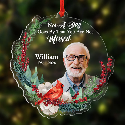 Personalized Image Cardinal Family Memorial Gift Christmas Ornament